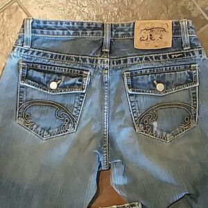 💕Southern Thread* Jeans